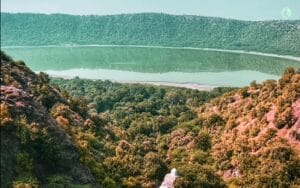 लोनार सरोवर, महाराष्ट्र
